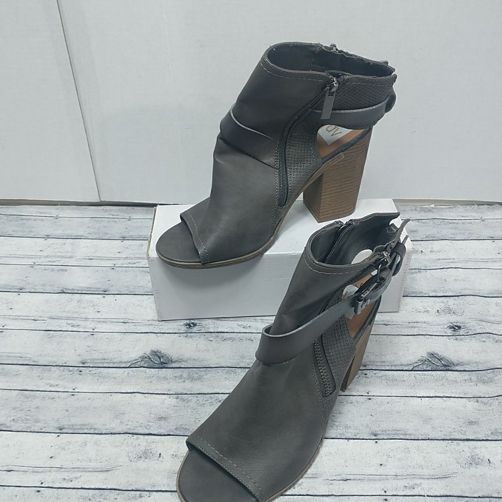 Women's SZ 11 DV Teisha Boots Dolce Vita Brown. - Picture 2 of 11